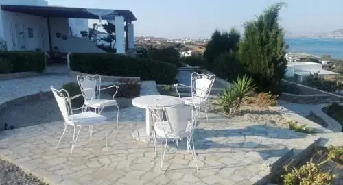Rose's House — 4-Star Luxury Hotel in Antiparos, Greece