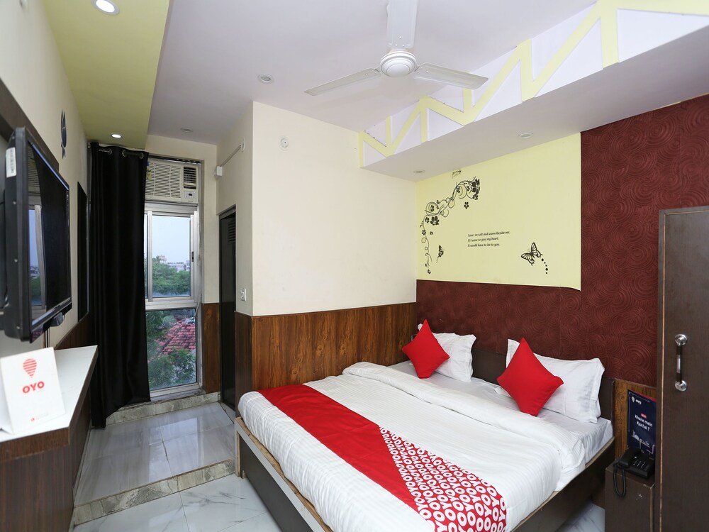 OYO 15994 Hotel Bullet Inn & Lounge in Kota, India