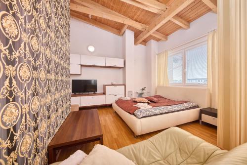 Design apartment — 4-Star Luxury Hotel in Bratislava, Slovakia