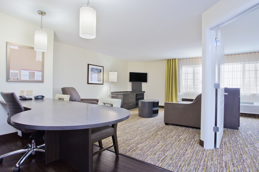 Candlewood Suites Fort Campbell Oak Grove by IHG - photo 18