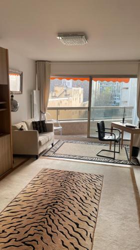 Un Studio de Luxe Les Champs Elysees - last minute hotel in Paris