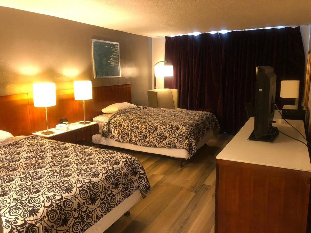 Western Inn Houston - photo 14