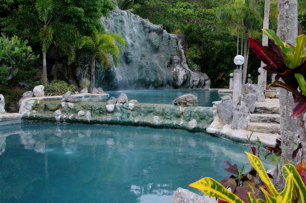 Momarco Forest Cove Resort And Hotel — hotel in Tanay