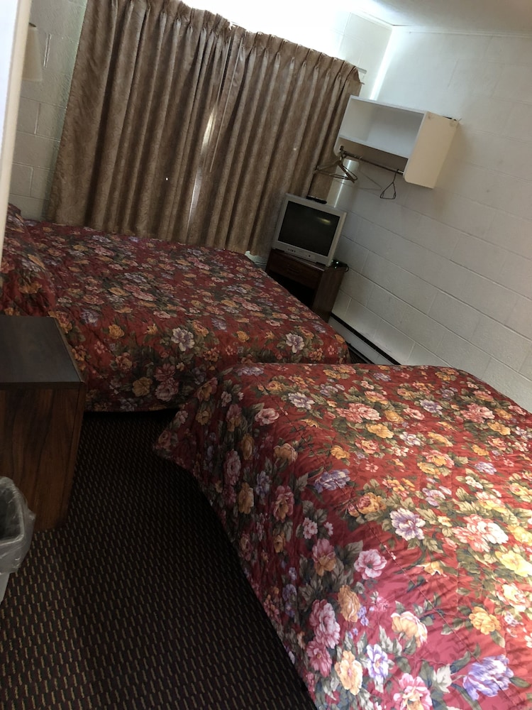Sun 'N Snow Hotel - photo 43