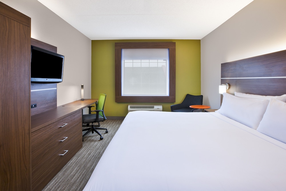 Holiday Inn Express & Suites Manchester by IHG - photo 20