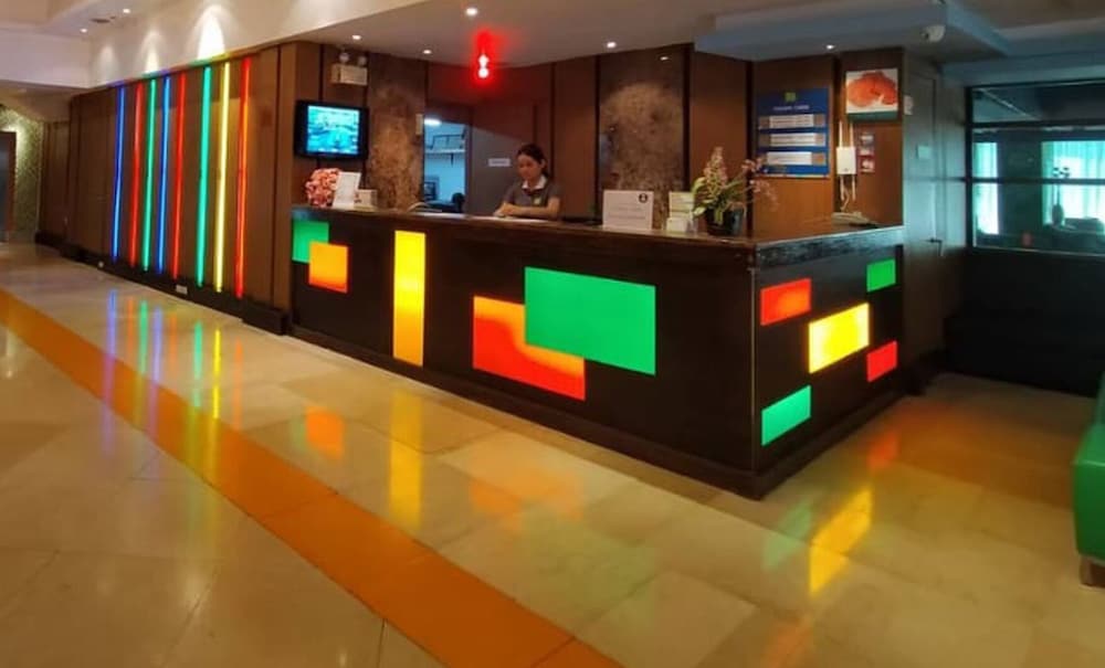 The Seasons Bangkok Huamark SHA