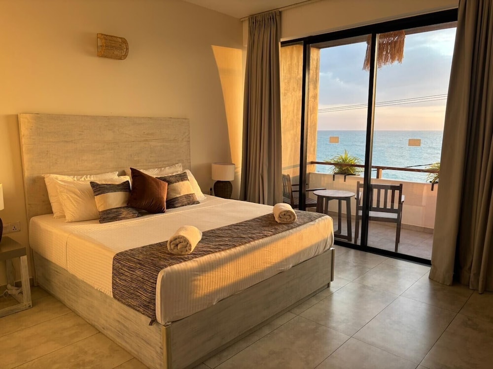 Linará in Hikkaduwa, Sri Lanka