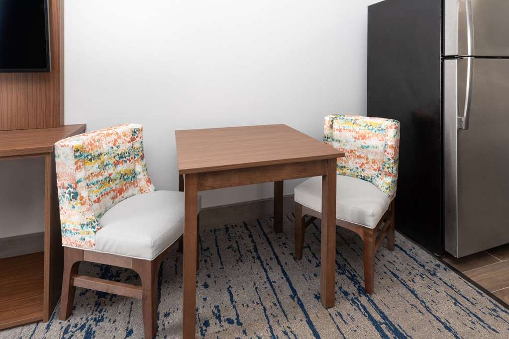 La Quinta Inn & Suites by Wyndham Rockport Fulton - photo 49