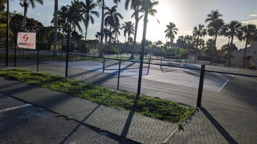 Marina Paradise — 4-Star Luxury Hotel in Naples, United States