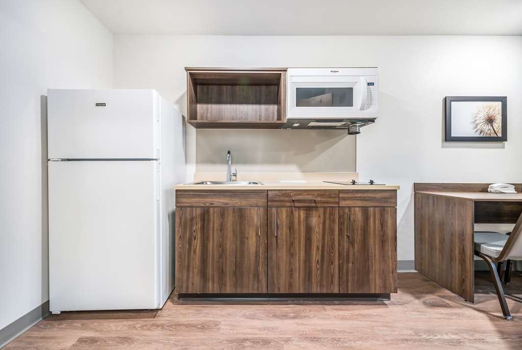 Extended Stay America Select Suites Orlando Kissimmee - photo 11