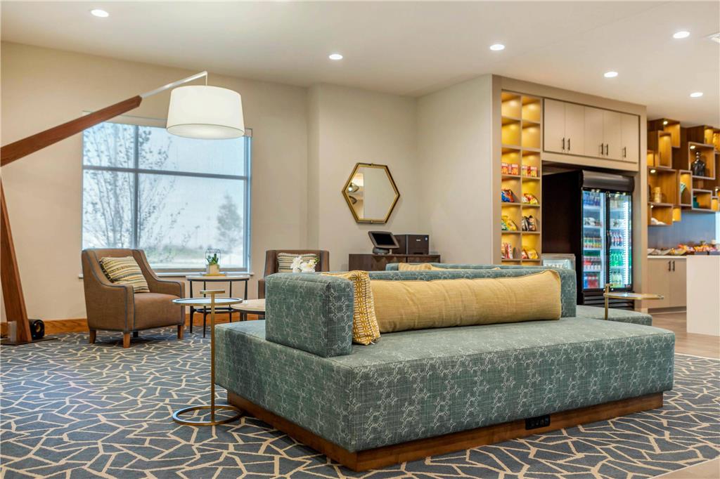 Cambria Hotel Bettendorf Quad Cities - photo 7