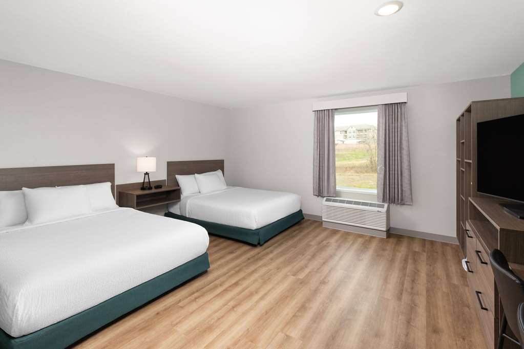 ECHO Suites Extended Stay by Wyndham Nashville Gallatin - photo 34
