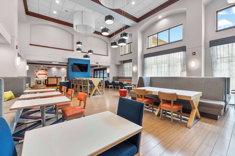 Hampton Inn & Suites St. Louis South I 55 - photo 3