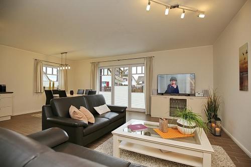Reethaus Am Mariannenweg 20a — 4-Star Luxury Hotel in Ostseebad Boltenhagen, Germany