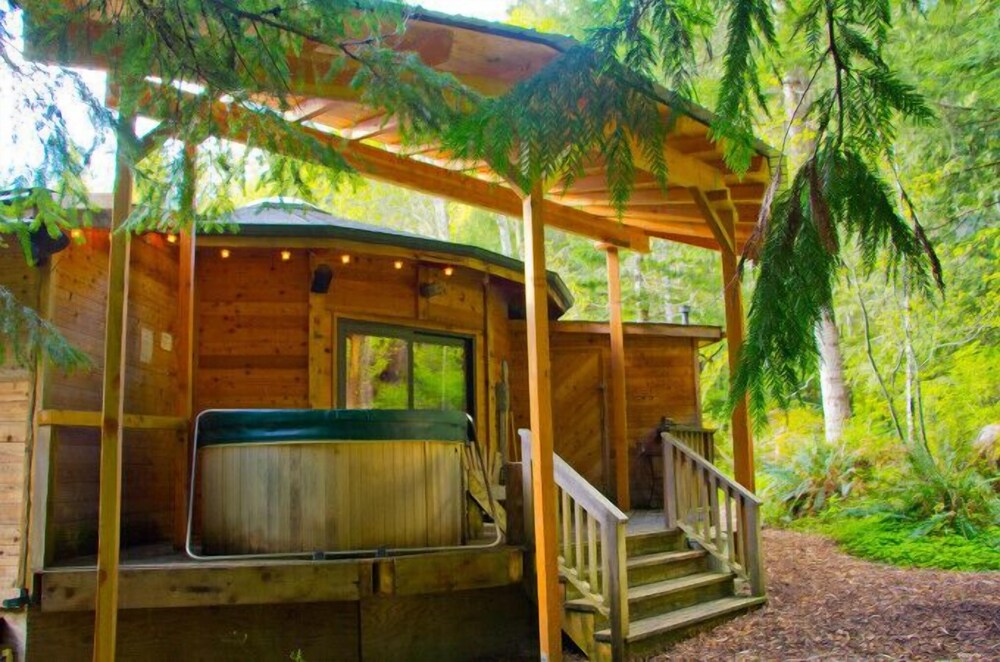 Stormking Hotel at Mt. Rainier - photo 5