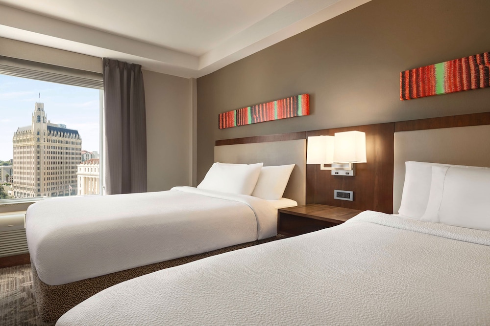 Hilton Garden Inn San Antonio Downtown Riverwalk - photo 10