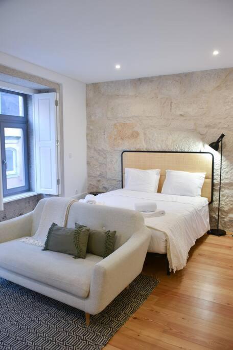 Lindo apartamento em zona central Batalha Porto APT L — 4-Star Luxury Hotel in Porto, Portugal