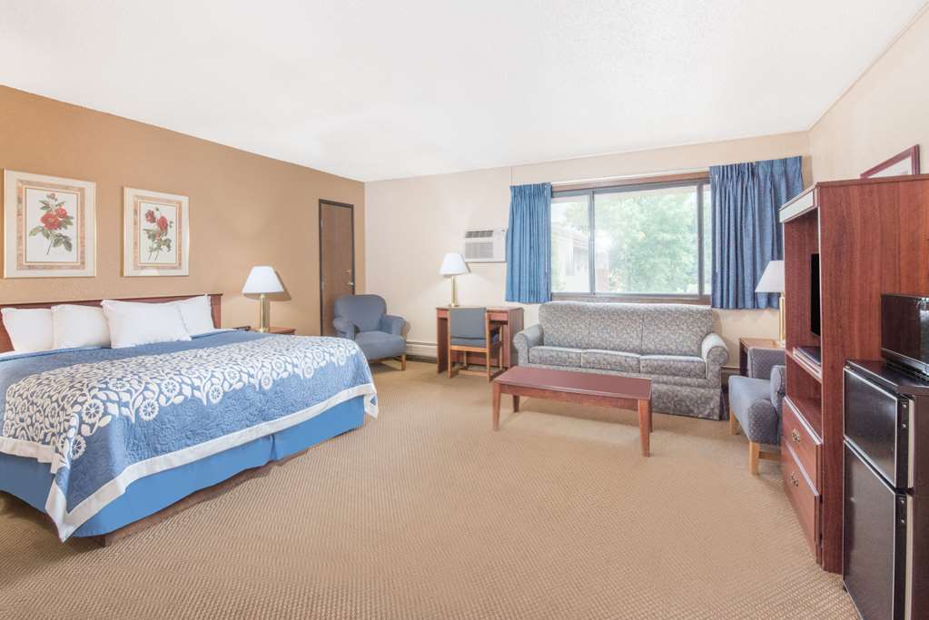 Days Inn by Wyndham Sioux Falls Airport - photo 34