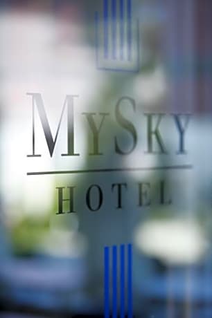 MySky Hotel - carbon neutral hotel in Pulheim