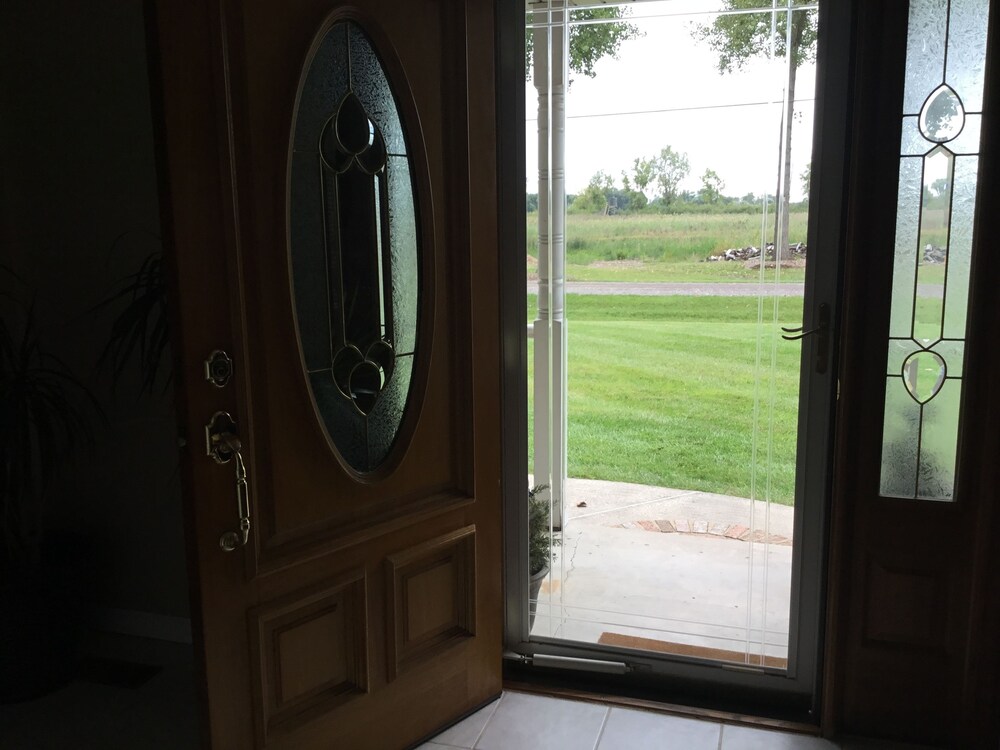 The Harsens Island Getaway Resort - photo 3