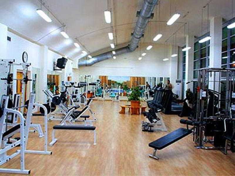 Quality Inn - carbon neutral hotel in Tripoli