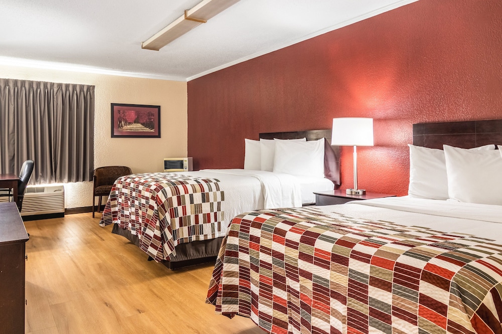 Red Roof Inn Ashtabula Austinburg - photo 19