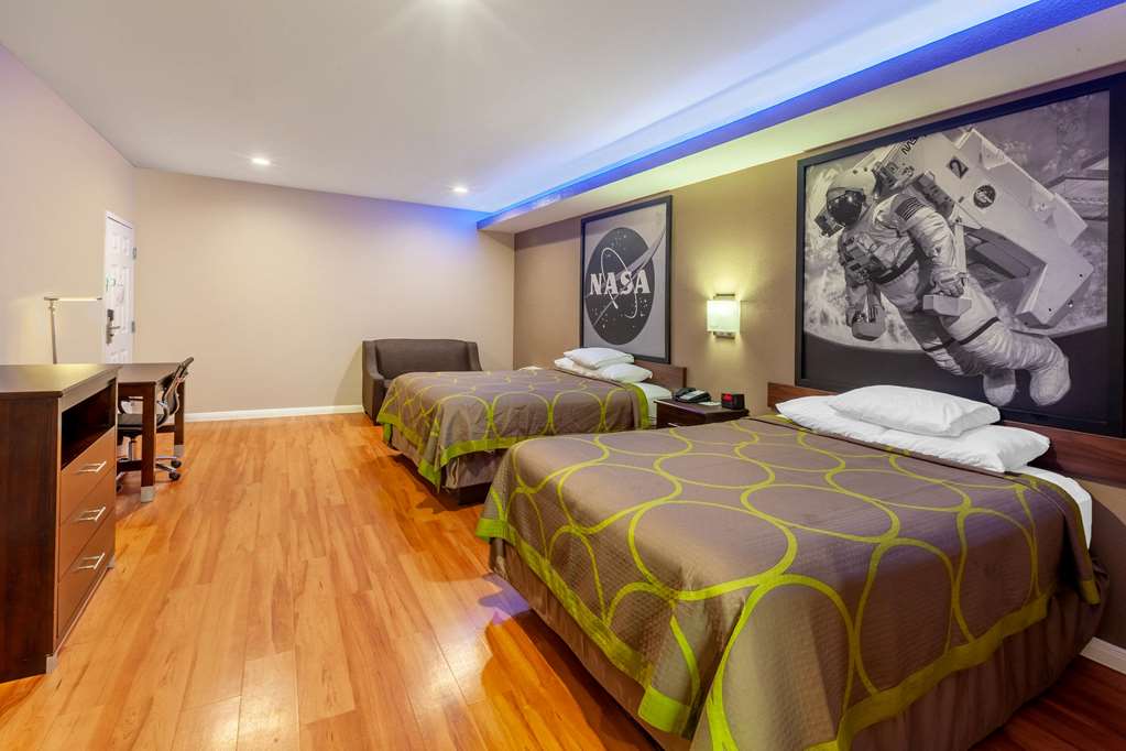 Super 8 by Wyndham Houston Northwest Cypress - photo 21