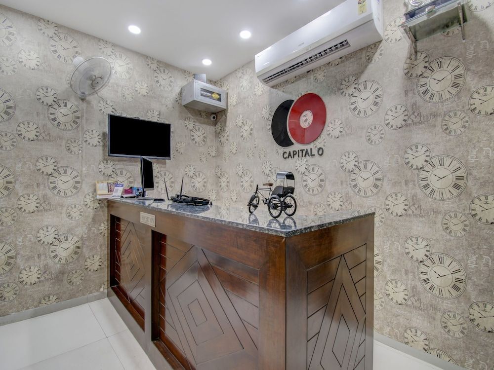 Capital O 30699 Lrc Hotel And Banquet — Ambala
