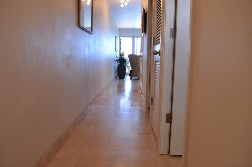 Lahaina Roads 309 by RedAwning - photo 6