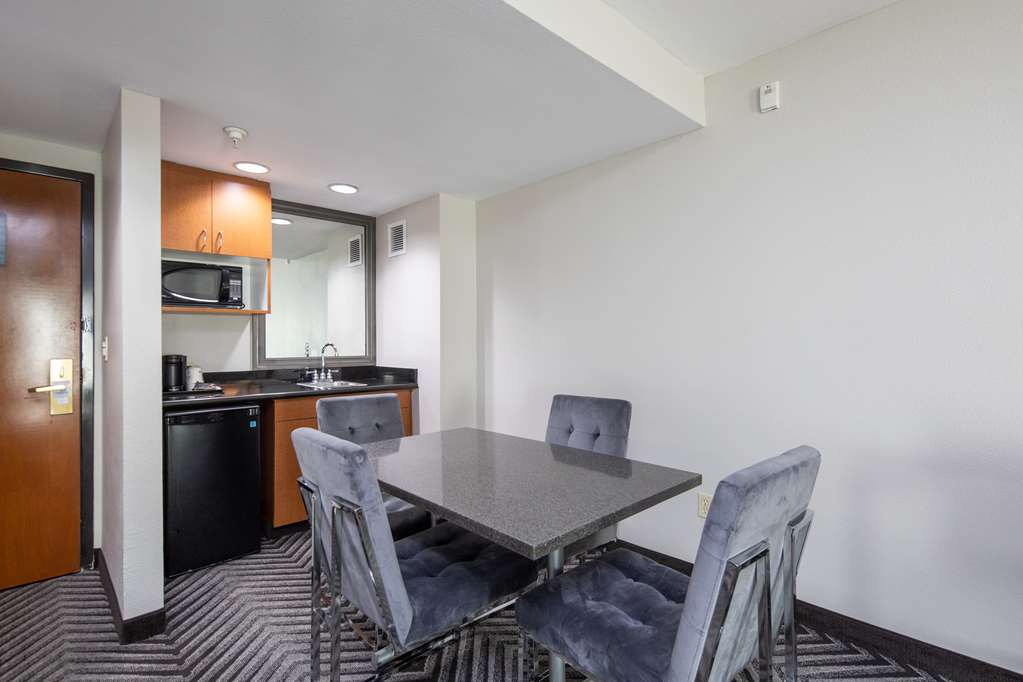 Best Western Inn & Suites San Mateo San Francisco Airport - photo 15