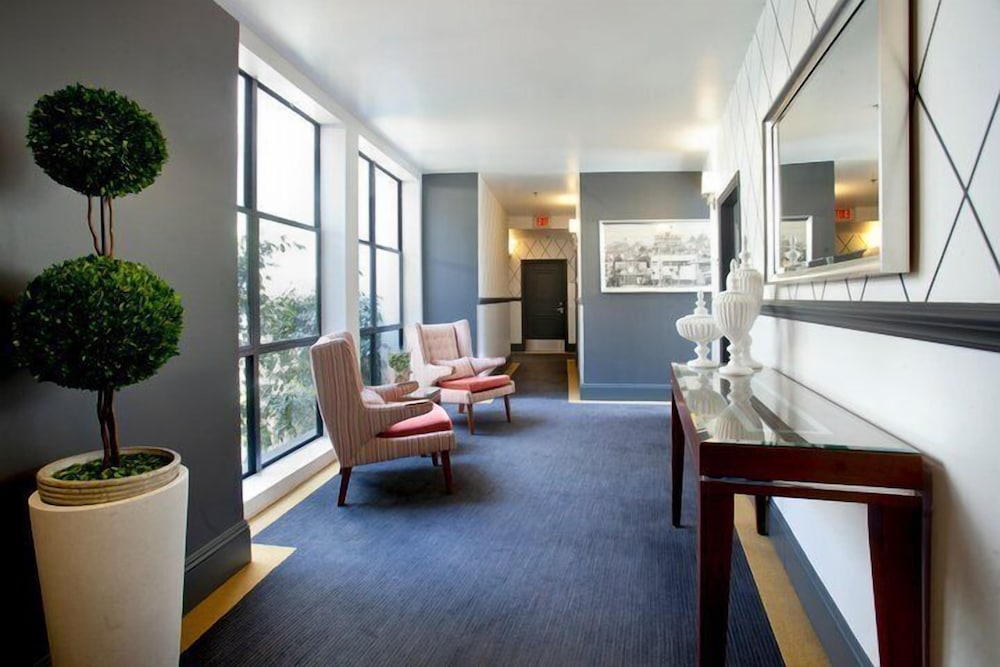 La Pensione Hotel - photo 23