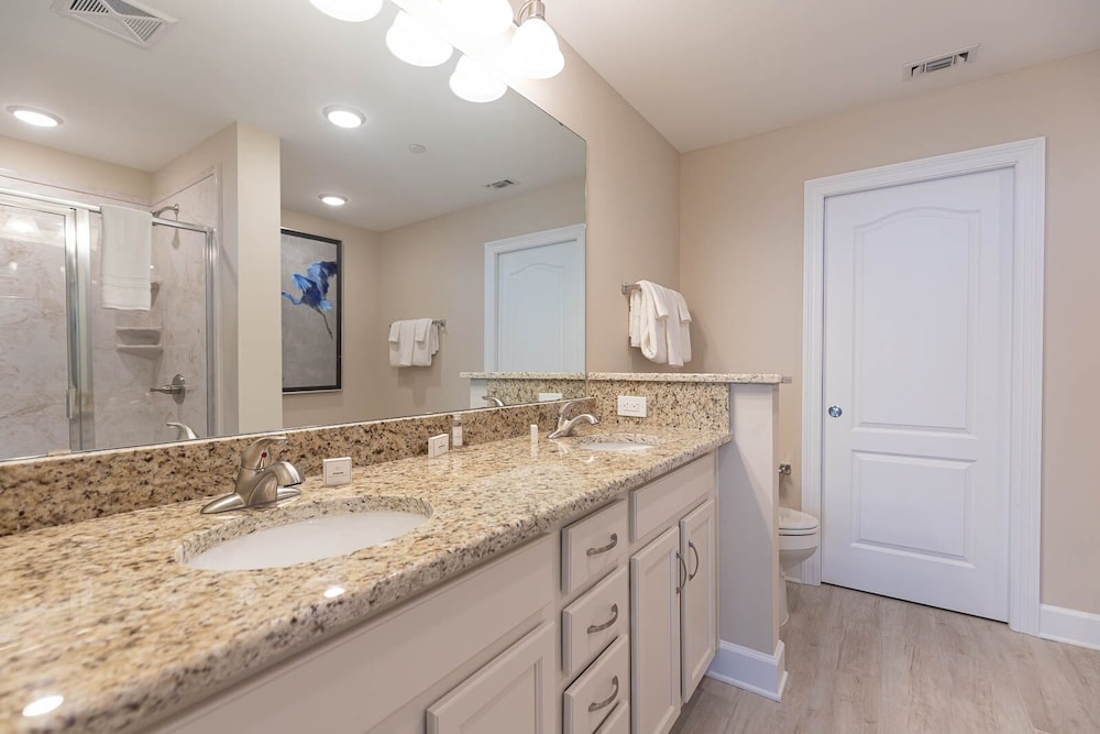 Phoenix Gulf Towers 2201 4 Bedroom Condo - photo 17