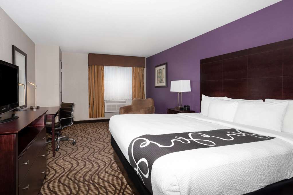 Baymont by Wyndham Henderson Northeast Denver - photo 29