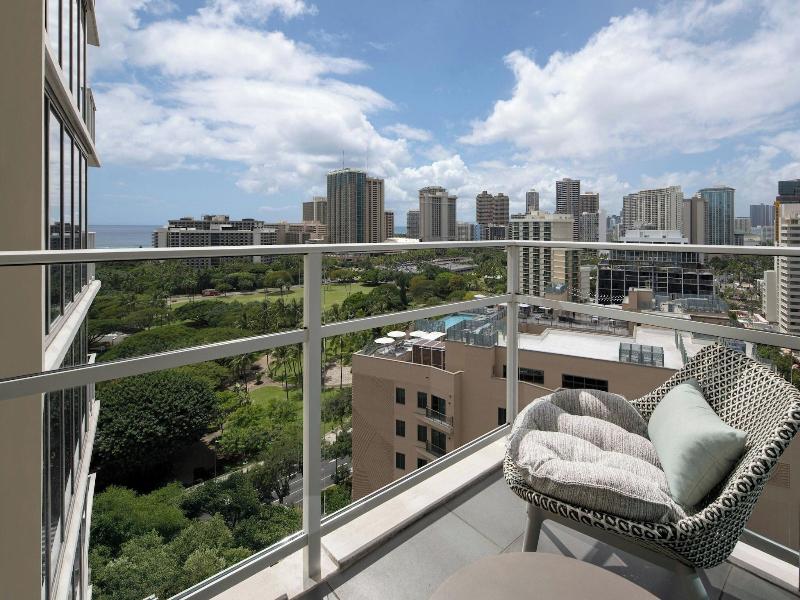 The Ritz Carlton Residences Waikiki Beach - photo 400