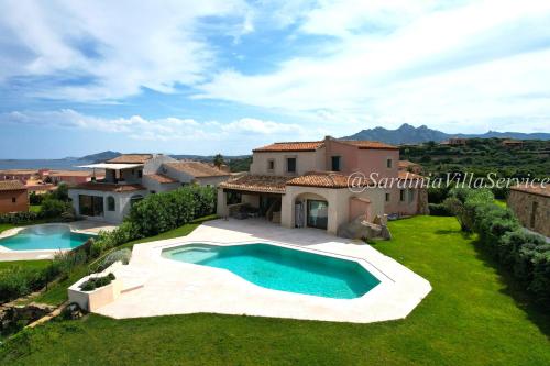 Villa Lighthouse 6 Porto Cervo — 4-Star Luxury Hotel in Porto Cervo, Italy