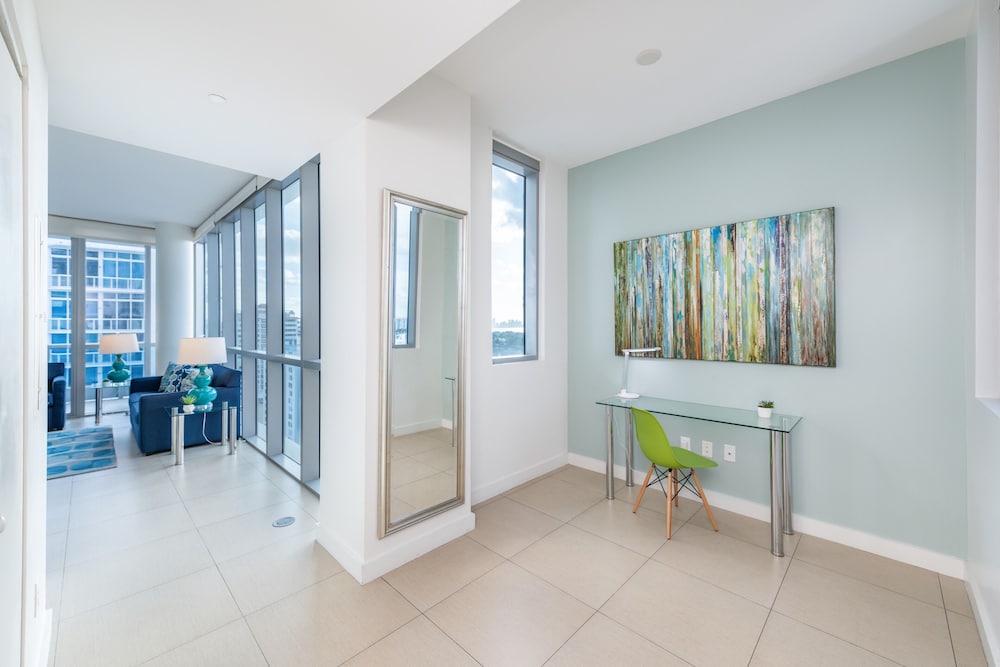 Churchill Suites Monte Carlo Miami Beach - photo 79