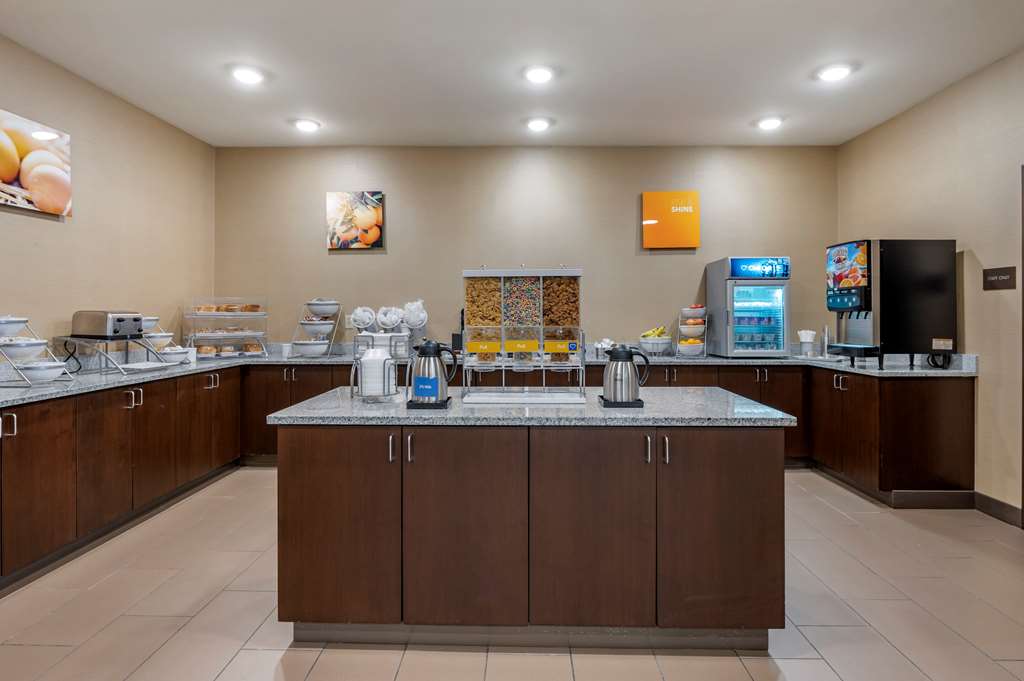 Comfort Inn & Suites Northern Kentucky - photo 35