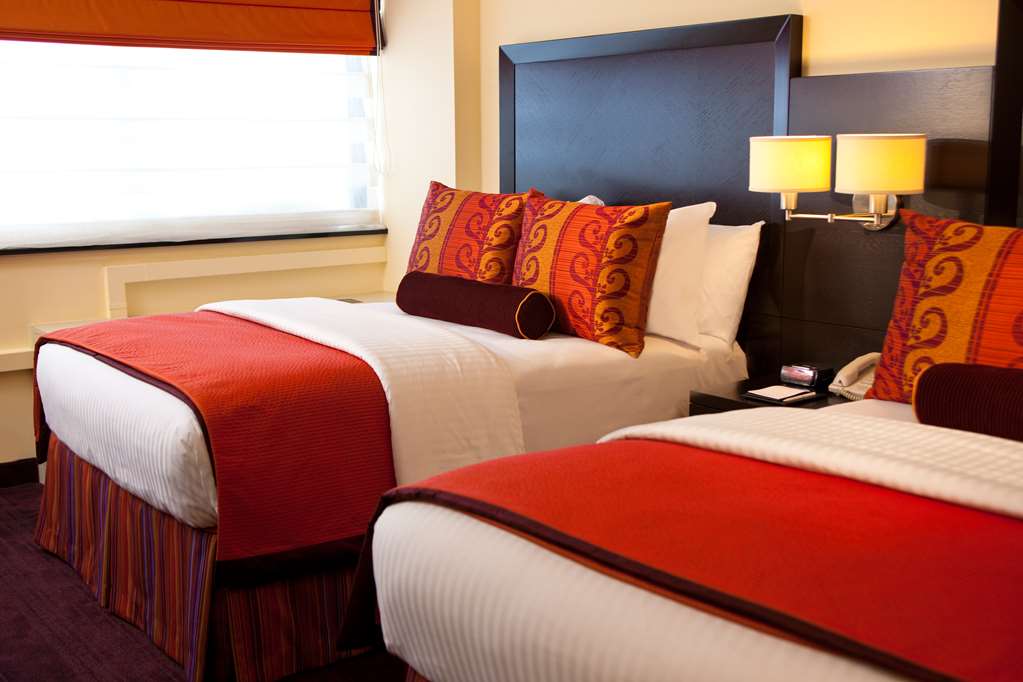 Washington Plaza Hotel - photo 6