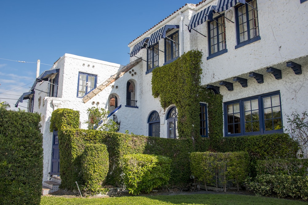 Young Mansion - photo 130