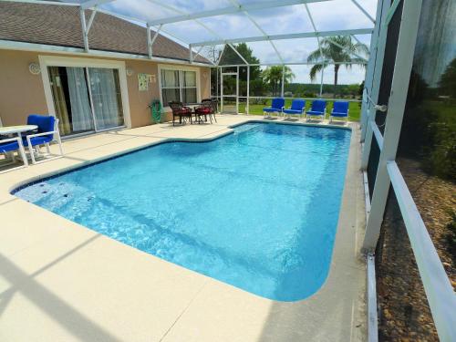 Golf Course Views Pool And Relax — 4-Star Luxury Hotel in Davenport, United States