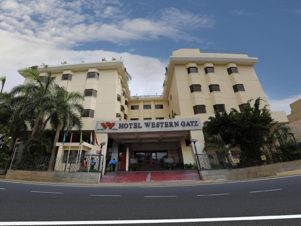 Hotel Western Gatz — Teni