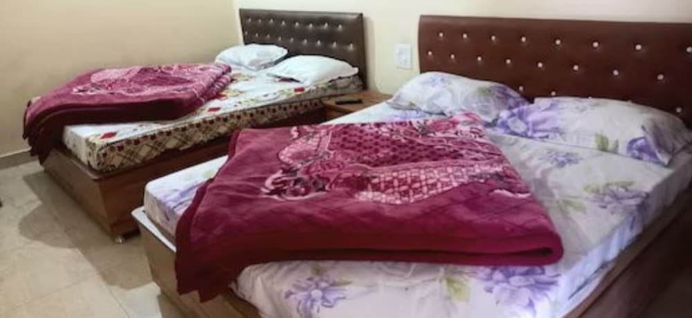 Hotel Oak Roots - last minute hotel in Naini Tal
