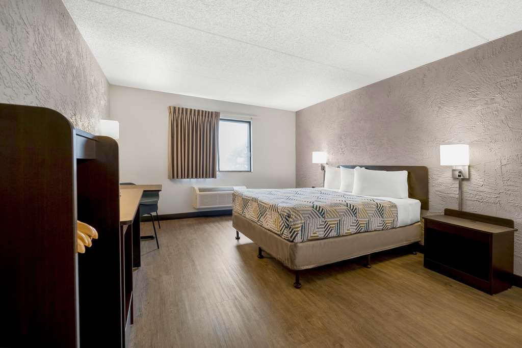 Motel 6 Elk Grove Village IL O'Hare - photo 10