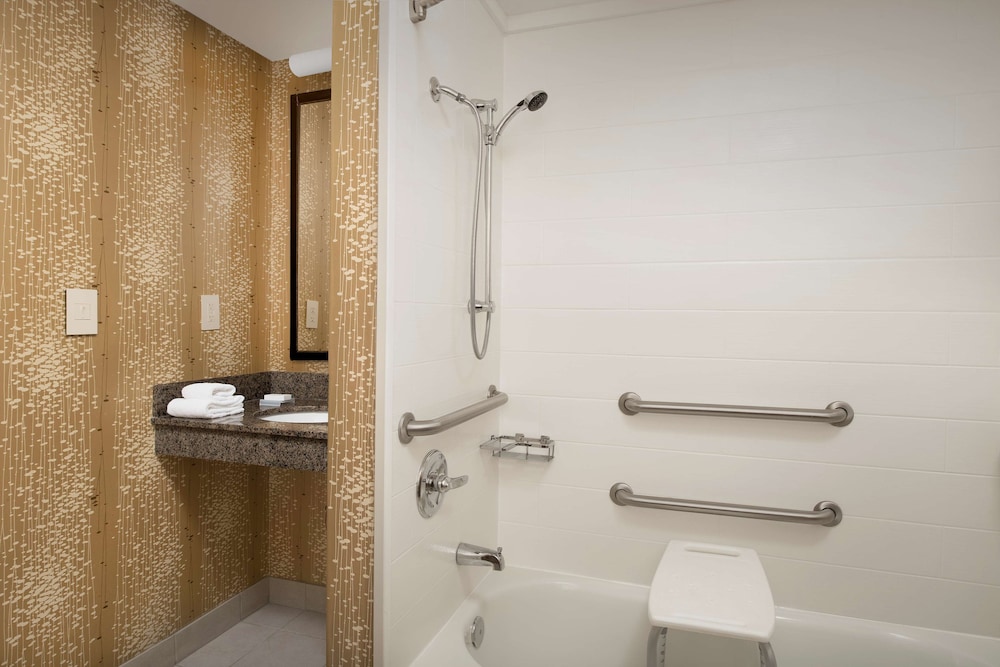 Hilton Garden Inn Charlotte Mooresville - photo 15