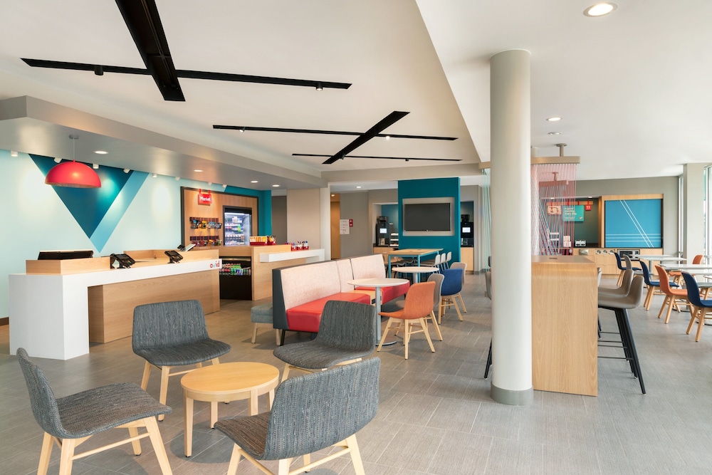 avid hotel Oklahoma City Airport by IHG - photo 26