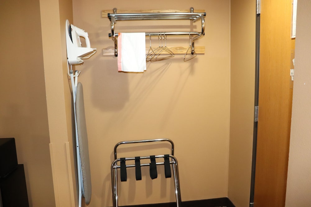 Prairie Inn and Suites Holmen La Cross - photo 9