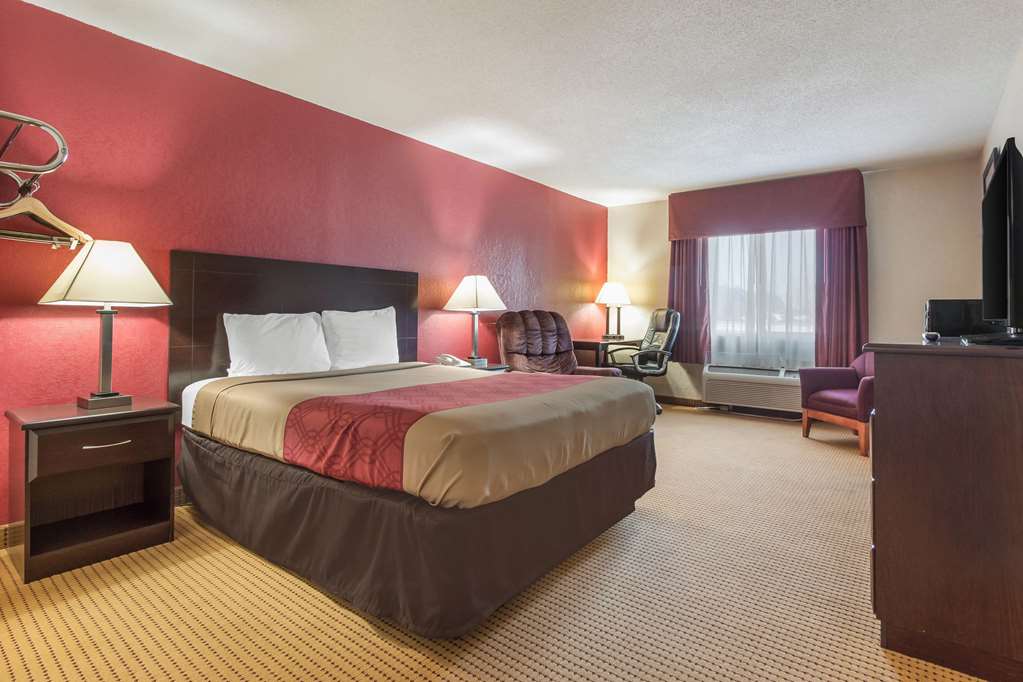 Econo Lodge Lexington - photo 13