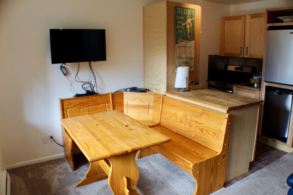 Crystal Chalets Condominiums at Crystal Mountain Ski Resort - photo 116