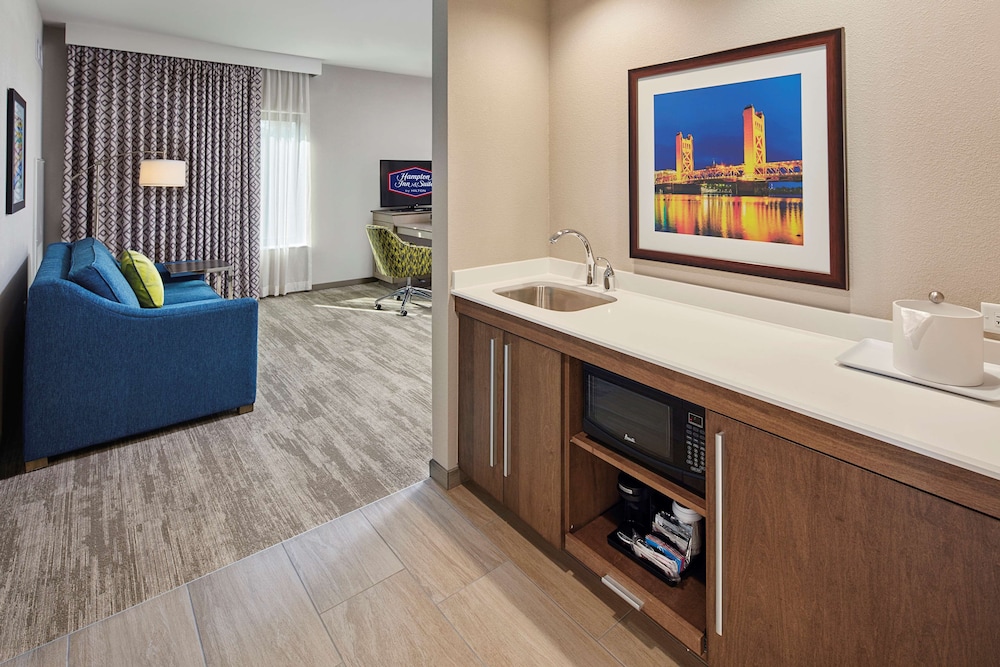 Hampton Inn & Suites Sacramento at Csus - photo 22