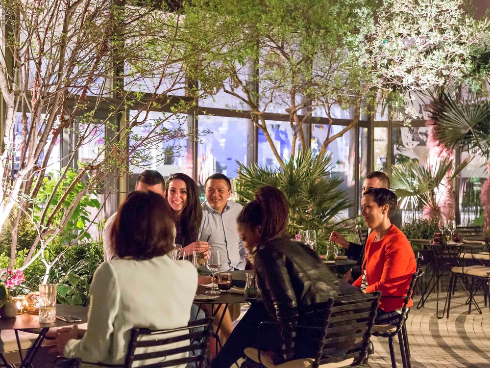 מזון ומשקאות